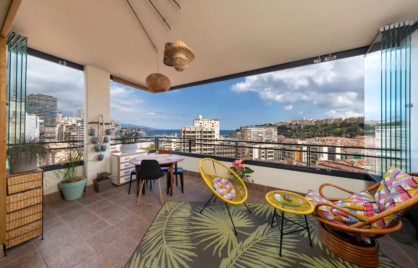 Les 5 choses à savoir avant de fermer son balcon ou sa terrasse